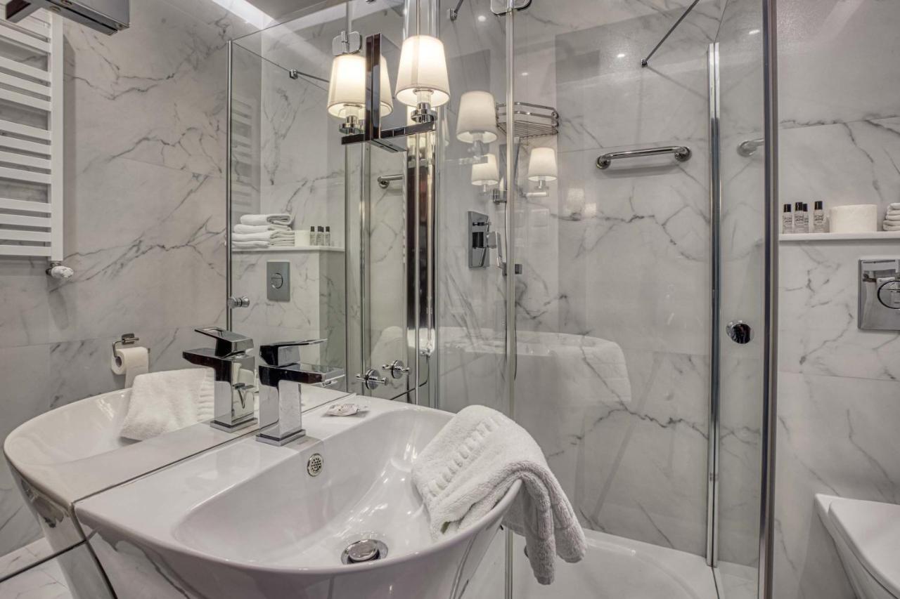 Hotel Bialy Dom Рибник Екстериор снимка