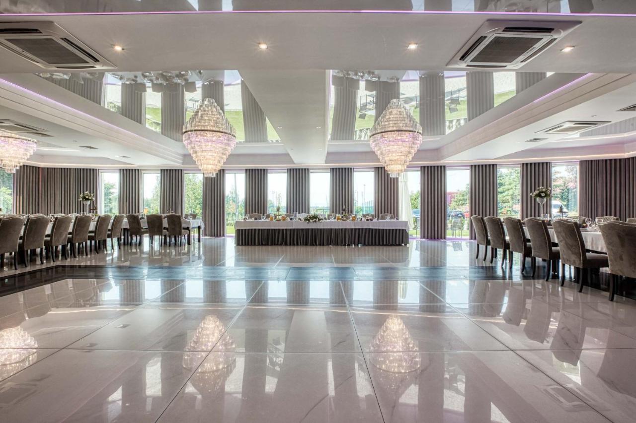 Hotel Bialy Dom Рибник Екстериор снимка